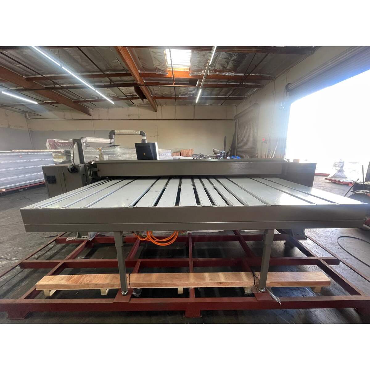 View of EFM-1014CNC Flatbed Table